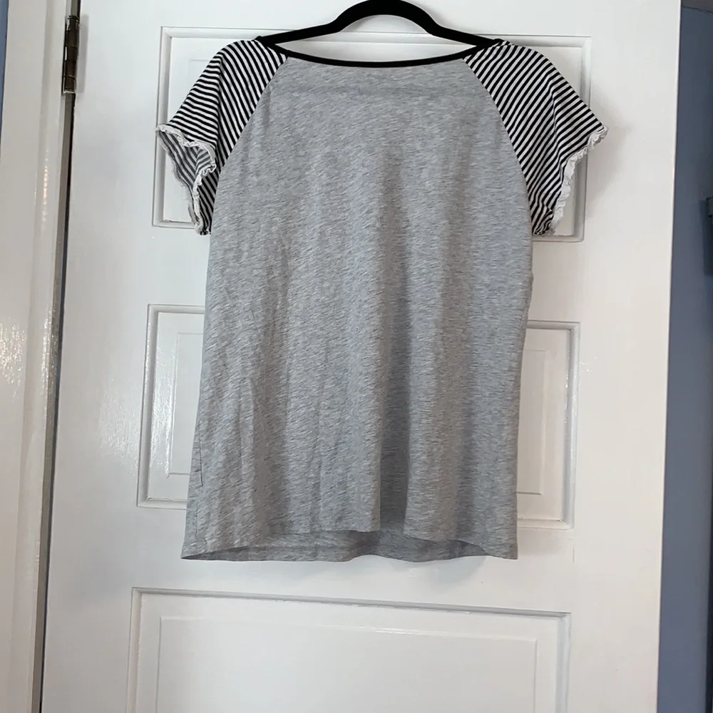 XL Disney Mickey Mouse sleep shirt top - Picture 2 of 3
